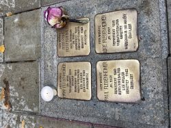 Stolpersteine 3
